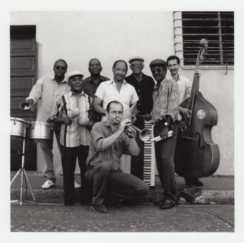 Los Cumbancheros, Juán Massó, Gerónimo Martínez, José Ferrér Rolando La Rosa, Peter Loman, Daniel Vistel,  Alexis Ramírez, Aldo Suárez, 2000